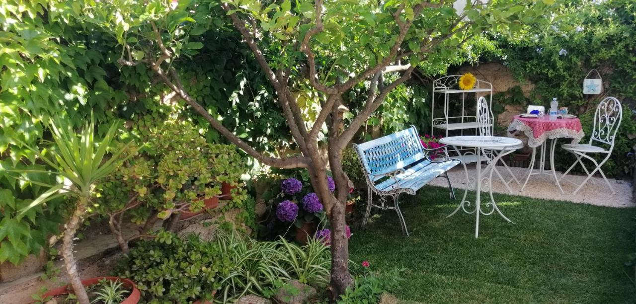 Bed and Breakfast La Porta Sulla Costa San Pantaleo Exterior foto