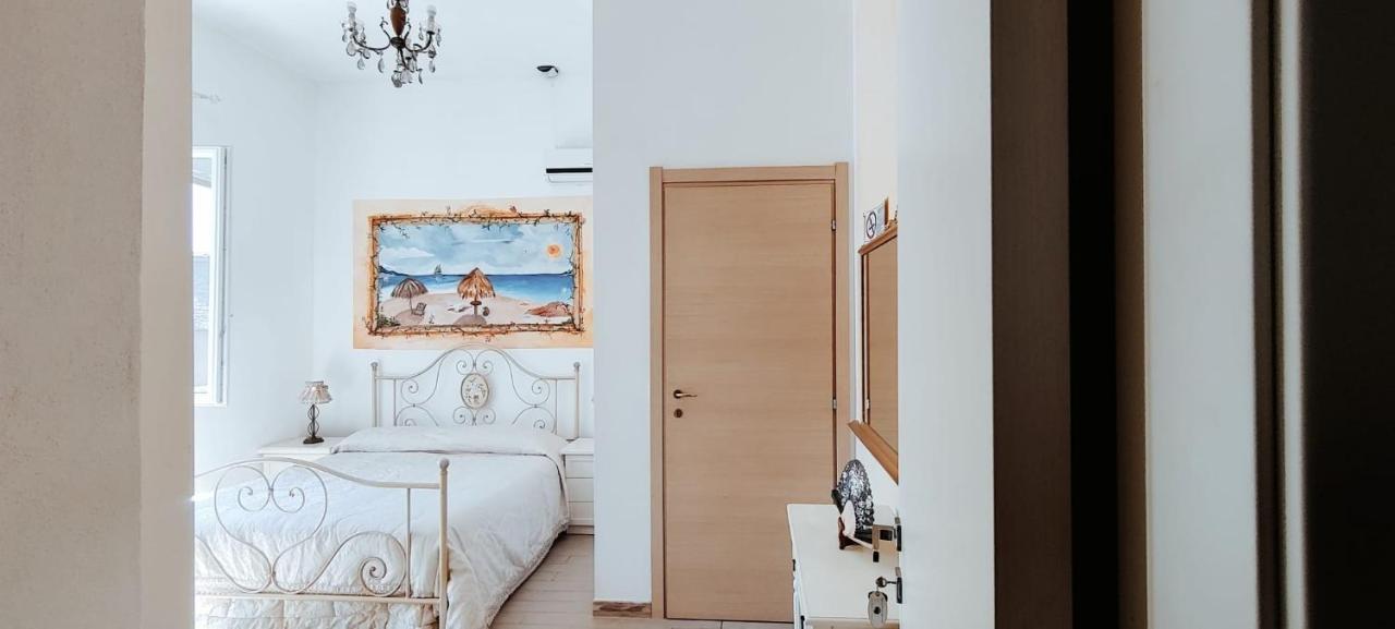 Bed and Breakfast La Porta Sulla Costa San Pantaleo Exterior foto