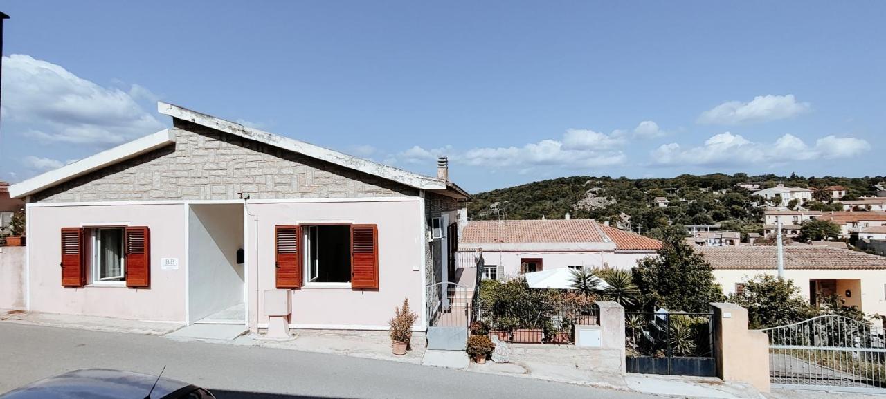 Bed and Breakfast La Porta Sulla Costa San Pantaleo Exterior foto