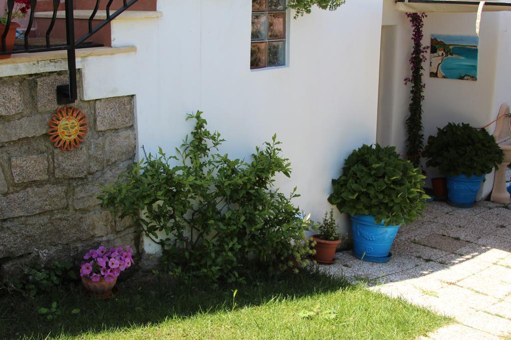 Bed and Breakfast La Porta Sulla Costa San Pantaleo Exterior foto