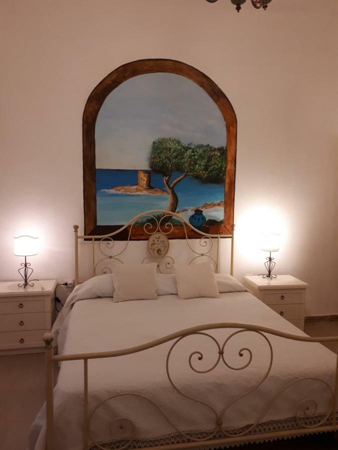 Bed and Breakfast La Porta Sulla Costa San Pantaleo Exterior foto